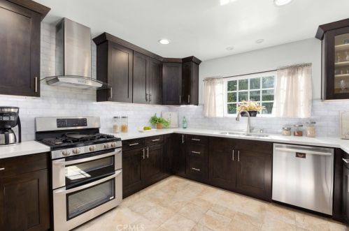 1851 Greenbriar Rd, Glendale CA  91207-1064 exterior