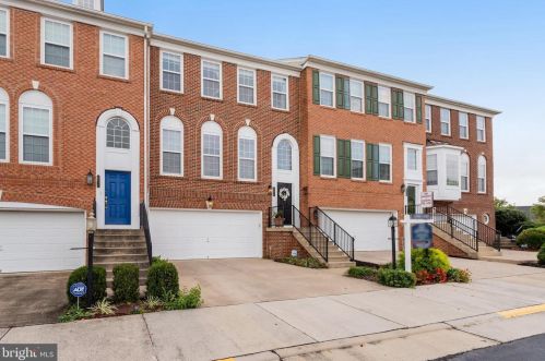 8234 Red Carnation Ct, Lorton, VA 22079-5645