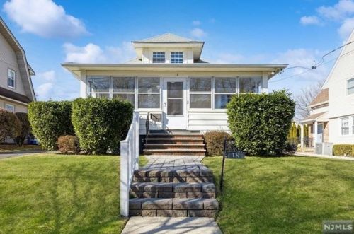 18 Maple Pl, Nutley, NJ 07110-1727