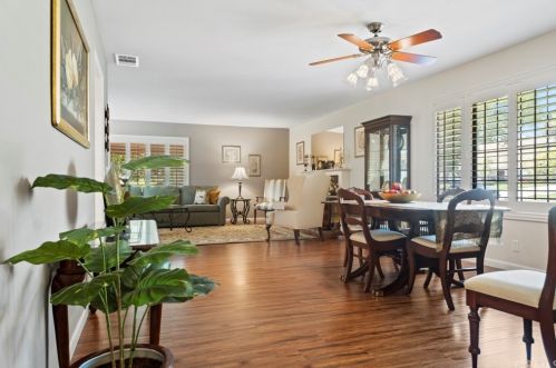 2633 Sovereign Way, Riverside CA  92506-5121 exterior