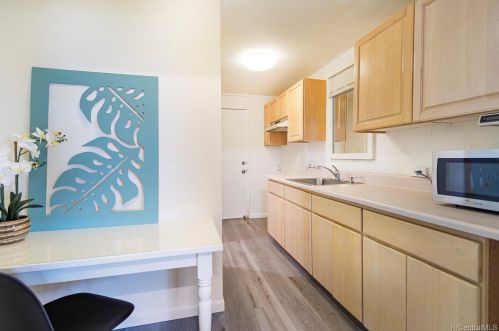 5307 Poola St, Honolulu HI  96821-1536 exterior