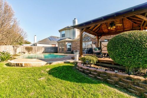 5224 Meadowland Dr, Fort Worth TX  76123-1973 exterior