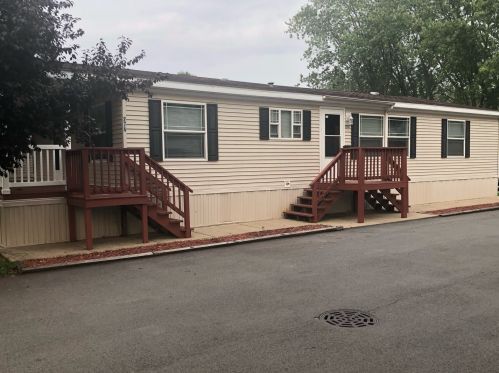 1712 Dixie Hwy, Crete, IL 60417-3904