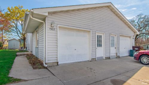 1900 Sheila St, Bull Valley, IL 60098-2628