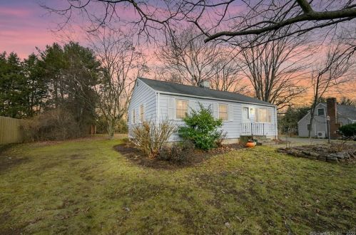 46 Wyndwood Rd, Farmington, CT 06032-1166