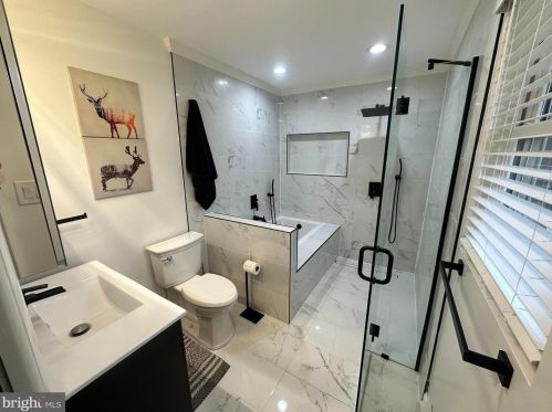 2304 Cloverdale Dr, Fallston MD  21047-1618 exterior