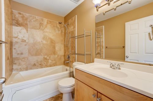 959 Auburnview Dr, Cincinnati OH  45206-2582 exterior