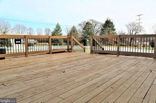 3485 Chablis Way, York PA  17404-8620 exterior