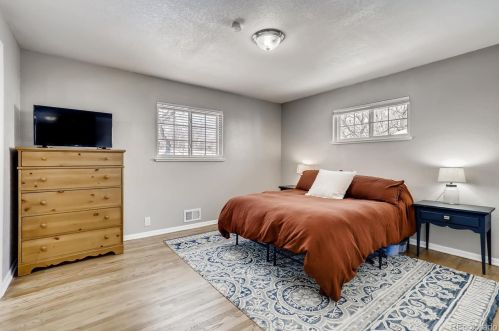 1652 Grape St, Denver CO 80220-1349 exterior