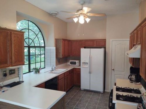 1202 Paint Brush Trl, Cedar Park, TX 78613-3466