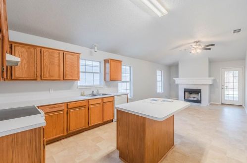 5623 Cancun Dr, Fort Worth TX  76180-6583 exterior