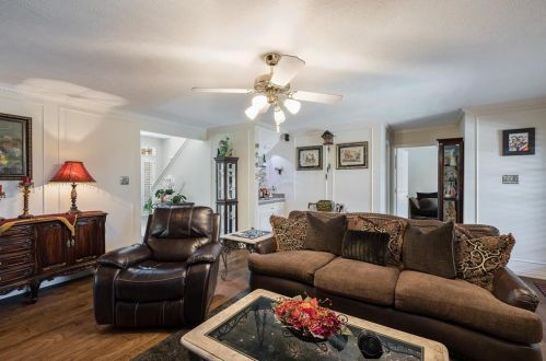 2111 Menton Pl, Carrollton TX 75006-4319 exterior