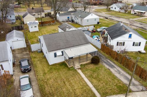 2516 Dellwood Dr, Springfield OH  45505-2531 exterior