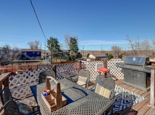 201 Pauline Ave, Milliken CO 80543-8008 exterior