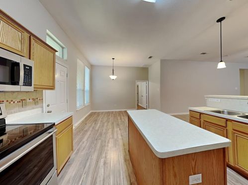 3413 Charing Cross Rd, Midlothian TX  76065-8725 exterior