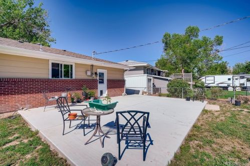 2422 14th St, Greeley CO  80634-6407 exterior