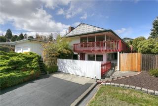 5112 Seaview Way, Everett, WA 98203-1426