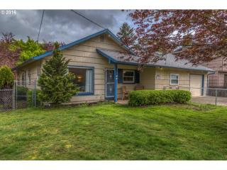14645 Mills St, Portland, OR 97233-2681
