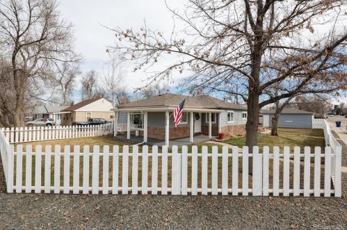 4898 Sherman St, Englewood CO  80113-6837 exterior