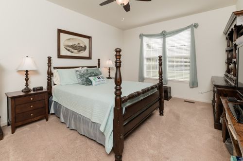 1832 Kelley Ln, Pingree Grove IL  60140-5410 exterior