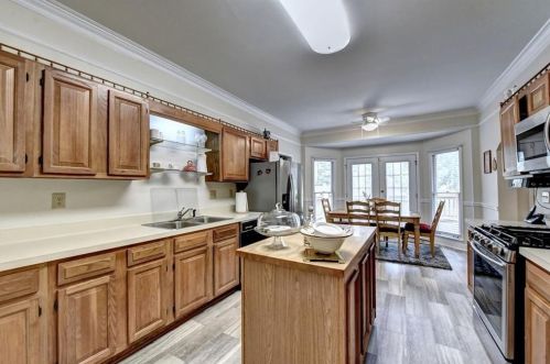 3203 Lindas Cir, Conyers GA  30013-2237 exterior