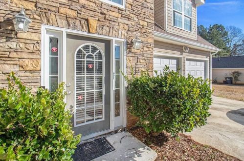 125 Edison Dr, Stockbridge GA  30281-2761 exterior