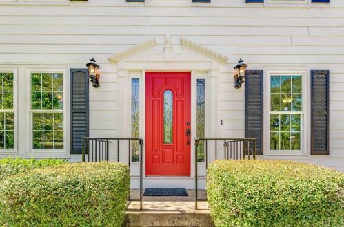 3911 Meadow Dr, Duluth, GA 30096-5206