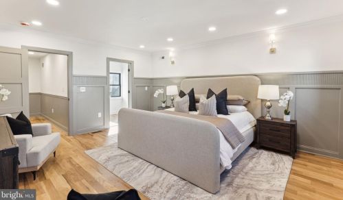 743 22nd St, Philadelphia PA 19130-2604 exterior