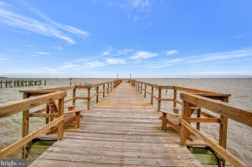 4726 Idlewilde Rd, Shady Side MD  20764-9766 exterior