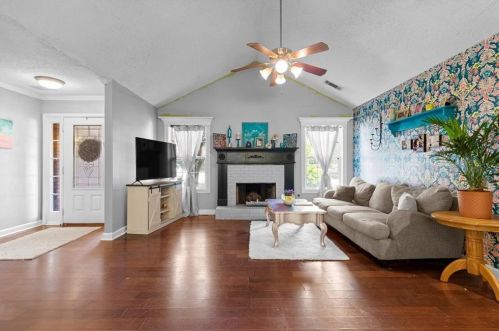 2028 Lantern Dr, Jefferson GA  30549-6995 exterior