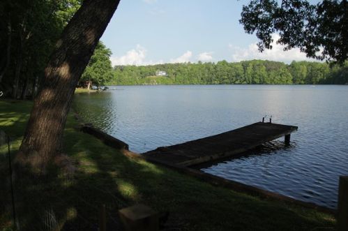 939 Seabreeze Lake Rd, Buchanan, GA 30113-5210
