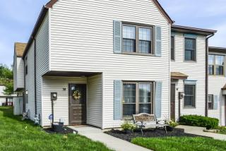 38 Queens Way, Millstone Township, NJ 07726-1626