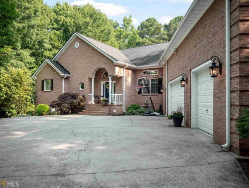 112 Darwish Dr, Mcdonough, GA 30252-3636