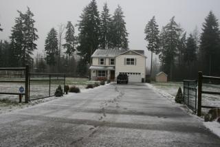 14527 Mountain Vista Dr, Yelm, WA 98597-7697