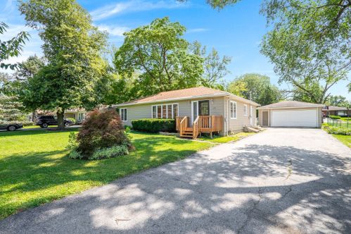 160 Wood St, Mokena, IL 60451-1459