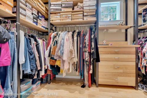 139 Cold Indian Spg Rd, Tinton Falls NJ 07712-3247 exterior