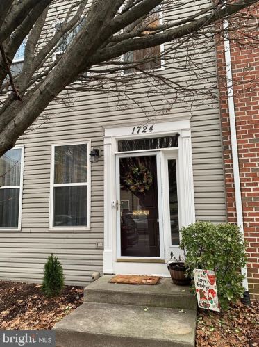 1724 3rd St, Harrisburg, PA 17102-1808