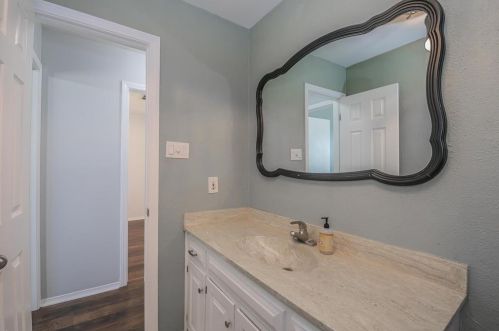 6116 Blue Spruce Cir, Fort Worth TX 76137-2135 exterior