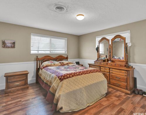 8862 1700, Sandy UT exterior