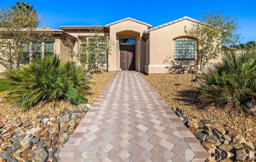 49705 Althea Dr, La Quinta, CA 92253-8114