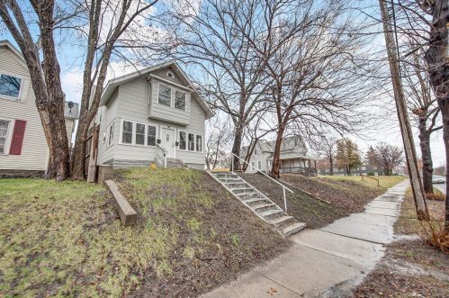 2915 3rd St, Minneapolis, MN 55411-1509