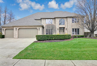 1812 Limerick Ct, Oak Brook, IL 60561-3678