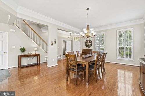 13701 Pinnacle St, Woodbridge, VA 22191-5432