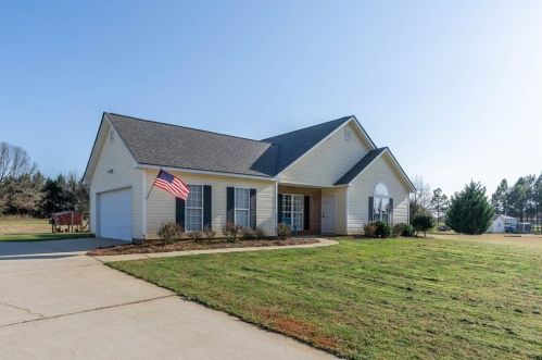 1735 Double Bridges Rd, Good Hope, GA 30641-2449