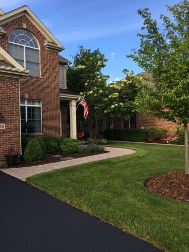 3980 Coyote Lakes Cir, Barrington Hills, IL 60156