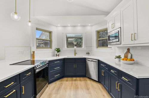 7743 Niagara Way, Englewood CO  80112-2515 exterior