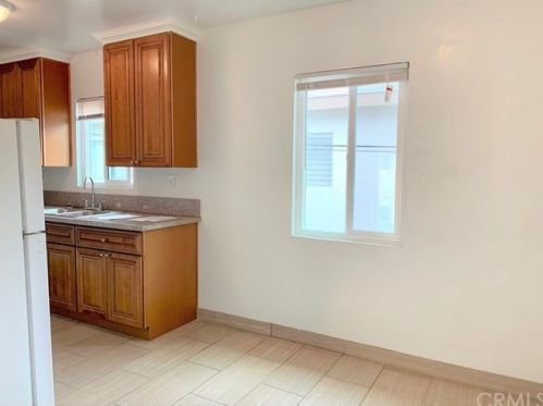 319 Rose St, Anaheim CA  92805-3160 exterior