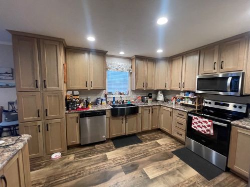 595 Warren Rd, Franklin, PA 16323-6547