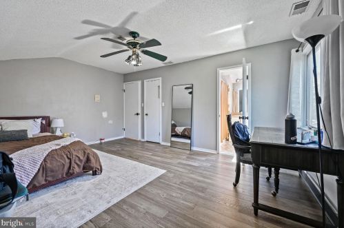 204 Sayre Dr, Princeton NJ  08540-5826 exterior