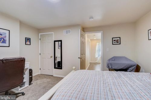 276 Bellevue Ave, Trenton NJ  08618-4622 exterior